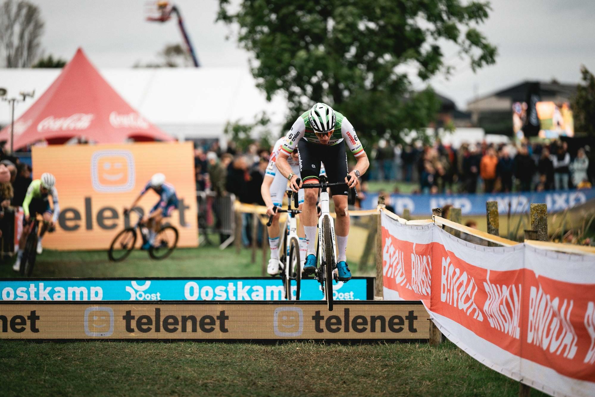 Joran Wyseure remporte sa toute première victoire sur le Telenet Superprestige à Ruddervoorde