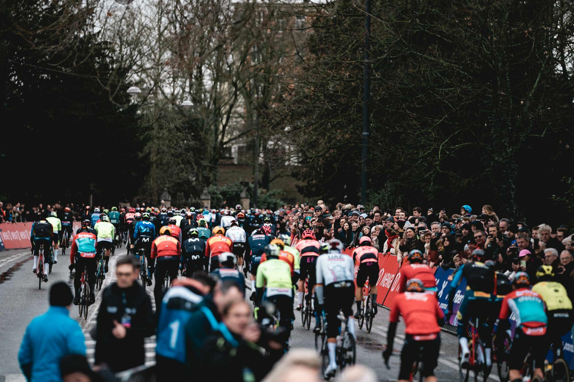 Ces équipes masculines prendront le départ du Circuit le Nieuwsblad 2025